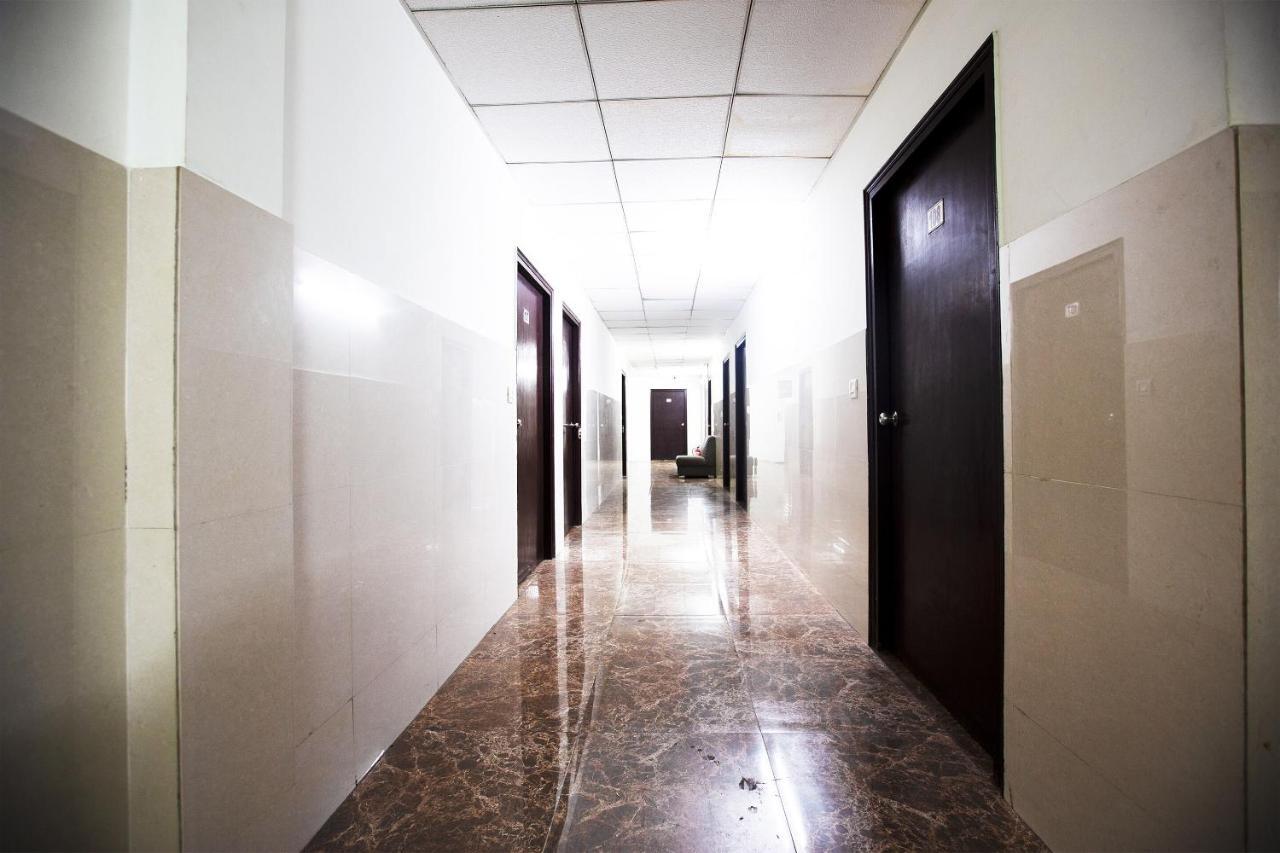 Oyo 44174 Hotel Mid Town Prime Harthala Ngoại thất bức ảnh
